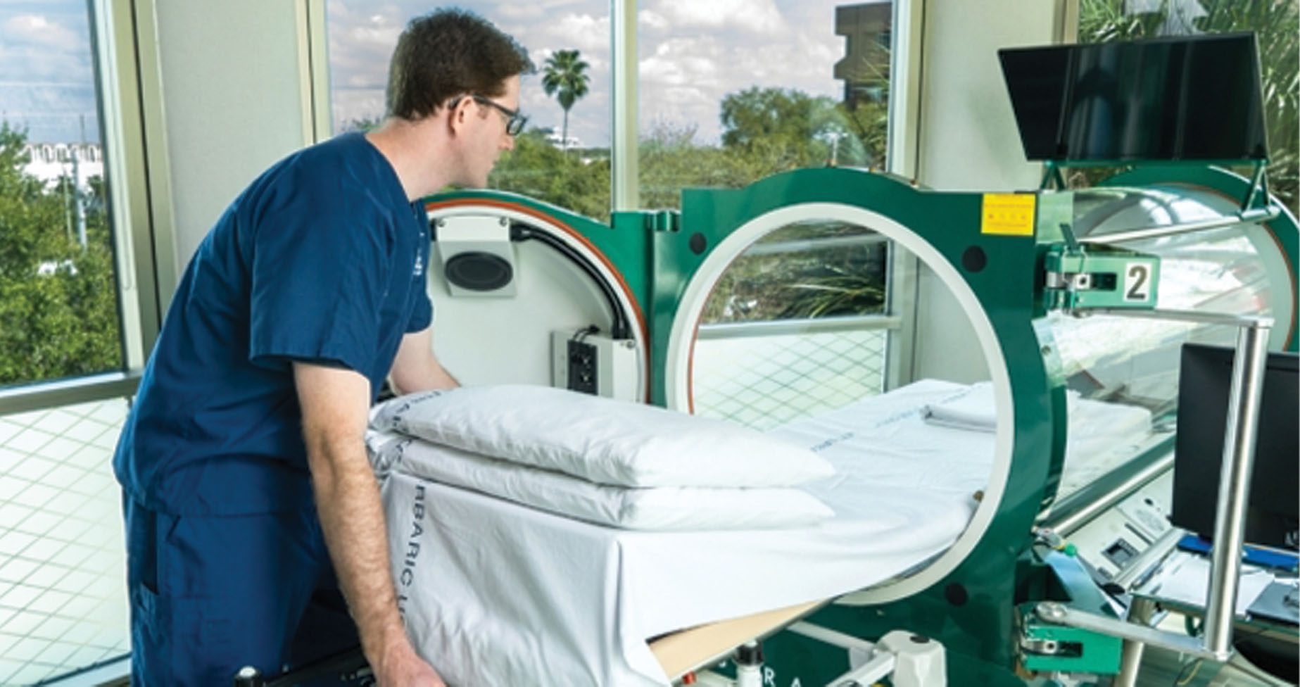 HYPERBARIC OXYGEN CAN HELP WITH TUMOR SIZE REDUCTION AND CANCER